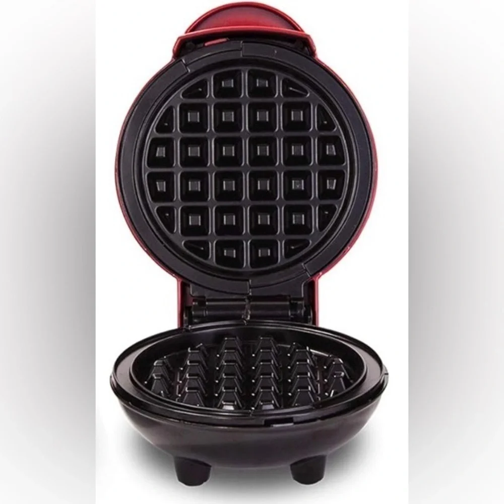 DASH Mini Maker NIB Individual Waffles Hash Browns Keto Chaffles Non-Stick Red